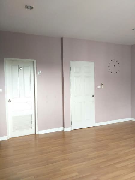 ให้เช่า - Parinyalak Phetkasem 69 : ปริญลักษณ์ เพชรเกษม 69, กรุงเทพ