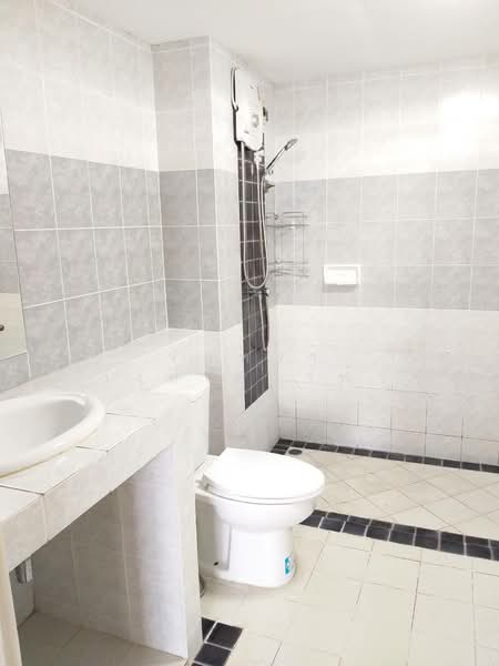 For Rent - Parinyalak Phetkasem 69, Bangkok