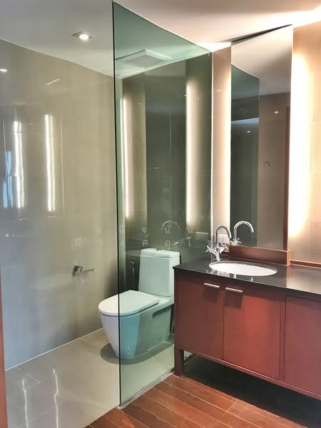 Town Home For Sale close to Emquartier BTS Phrom Phong, Bangkok, สุขุมวิท, Khlong Tan Nua, Watthana, Bangkok, 3 Bedrooms, 400 sqm, Townhouse For Sale, by Chanitnun Mewongukote, 500153314 - DDproperty.com