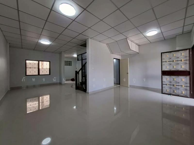 บ้านแหวนยอด 2 ซ.ลำลูกกา 21 แยก 9 ถนนลำลูกกา ตำบลคูคต อำเภอลำลูกกา จังหวัดปทุมธานี, ปทุมธานี, ลำลูกกา, คูคต, ลำลูกกา, ปทุมธานี, 72 ตร.ม., ทาวน์เฮ้าส์ ขาย, โดย ภัทรนัน อิศรางกูร ณ อยุธยา, 500153318 - DDproperty.com