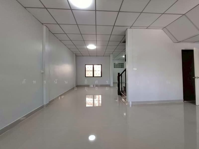 บ้านแหวนยอด 2 ซ.ลำลูกกา 21 แยก 9 ถนนลำลูกกา ตำบลคูคต อำเภอลำลูกกา จังหวัดปทุมธานี, Pathum Thani, ลำลูกกา, Khu Khot, Lam Luk Ka, Pathum Thani, 3 Bedrooms, 72 sqm, Townhouse For Sale, by ภัทรนัน อิศรางกูร ณ อยุธยา, 500153318 - DDproperty.com