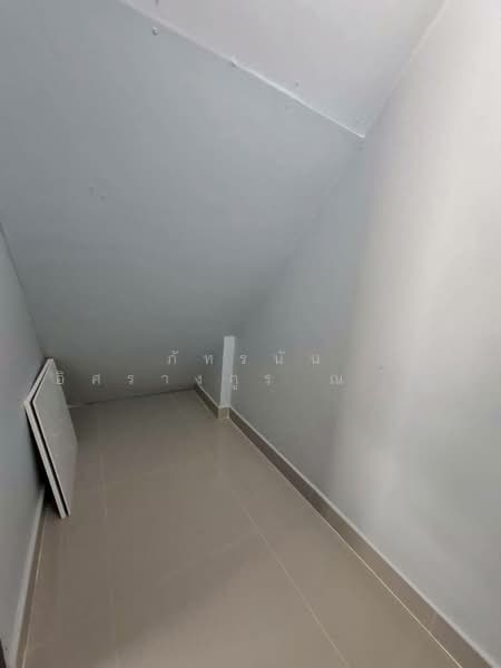 บ้านแหวนยอด 2 ซ.ลำลูกกา 21 แยก 9 ถนนลำลูกกา ตำบลคูคต อำเภอลำลูกกา จังหวัดปทุมธานี, ปทุมธานี, ลำลูกกา, คูคต, ลำลูกกา, ปทุมธานี, 72 ตร.ม., ทาวน์เฮ้าส์ ขาย, โดย ภัทรนัน อิศรางกูร ณ อยุธยา, 500153318 - DDproperty.com