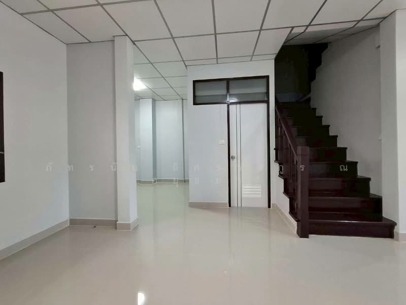 บ้านแหวนยอด 2 ซ.ลำลูกกา 21 แยก 9 ถนนลำลูกกา ตำบลคูคต อำเภอลำลูกกา จังหวัดปทุมธานี, ปทุมธานี, ลำลูกกา, คูคต, ลำลูกกา, ปทุมธานี, 72 ตร.ม., ทาวน์เฮ้าส์ ขาย, โดย ภัทรนัน อิศรางกูร ณ อยุธยา, 500153318 - DDproperty.com