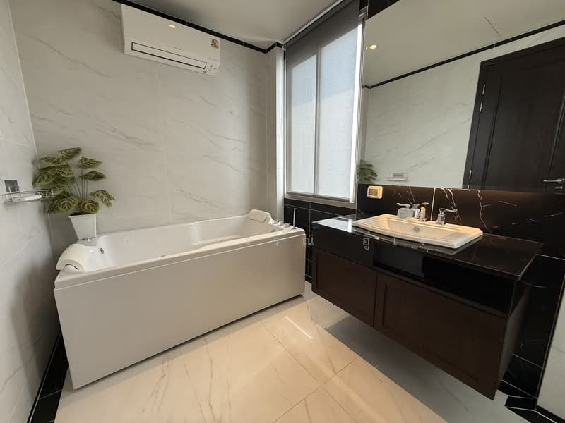 Perfect Masterpiece Sukhumvit 77, Samut Prakan, Soi Mu Ban Perfect Place Sukhumvit 77, Rachathewa, Bang Plee, Samut Prakan, 4 Bedrooms, 315 sqm, Single Detached House For Rent, by คุณรวีวรรณ อู่เงิน, 500153345 - DDproperty.com