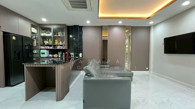 Setthasiri Pattanakarn, Bangkok, Phatthanakan-Onnut Road (New Cut), Prawet, Prawet, Bangkok, 4 Bedrooms, 350 sqm, Single Detached House For Sale, by Thanapat Sriguruwal, 500153414 - DDproperty.com