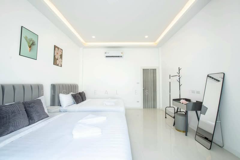 Pool Villa for Sale Ready for Business Operation Huai Yai, Pattaya, Chon Buri (Pattaya), Bang Lamung, Bang Lamung (Pattaya), Chon Buri (Pattaya), 5 Bedrooms, 524 sqm, Villa For Sale, by PLC Real Estate, 500153425 - DDproperty.com