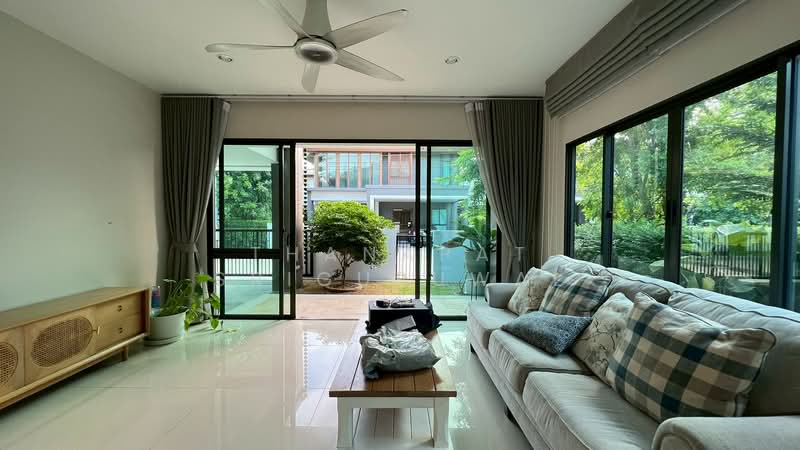 Burasiri Pattanakarn, Bangkok, New Pattanakarn Road, Prawet, Prawet, Bangkok, 4 Bedrooms, 210 sqm, Single Detached House For Sale, by Thanapat Sriguruwal, 500153427 - DDproperty.com