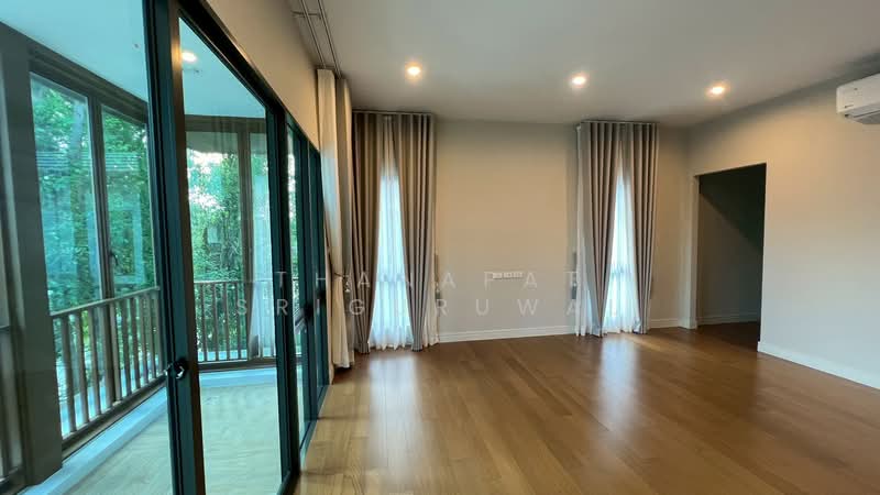 Burasiri Pattanakarn, Bangkok, New Pattanakarn Road, Prawet, Prawet, Bangkok, 4 Bedrooms, 210 sqm, Single Detached House For Sale, by Thanapat Sriguruwal, 500153427 - DDproperty.com