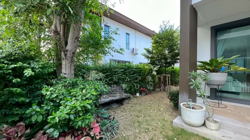 Burasiri Pattanakarn, Bangkok, New Pattanakarn Road, Prawet, Prawet, Bangkok, 4 Bedrooms, 210 sqm, Single Detached House For Sale, by Thanapat Sriguruwal, 500153427 - DDproperty.com