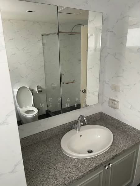 Serene Place Sukhumvit 24, Bangkok, 9 Soi Sukhumvit 24, Sukhumvit Road, Khong Tan, Khlong Toei, Bangkok, 2 Bedrooms, 109 sqm, Condo For Rent, by Orapa Sumetheesirisakul, 500153439 - DDproperty.com