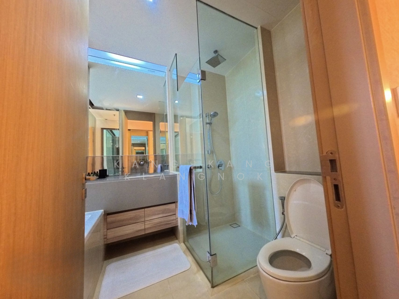 The Esse Asoke, Bangkok, 333 Soi Sukhumvit 21, Sukhumvit Road, Khlongtoei Nua, Watthana, Bangkok, 1 Bedroom, 46 sqm, Condo For Rent, by Kang-Kang Klangnok, 500153457 - DDproperty.com