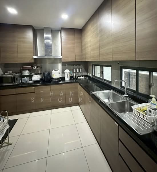 The Palm Pattanakarn, Bangkok, Phatthanakan Road, Suan Luang, Suan Luang, Bangkok, 6 Bedrooms, 540 sqm, Single Detached House For Sale, by Thanapat Sriguruwal, 500153460 - DDproperty.com