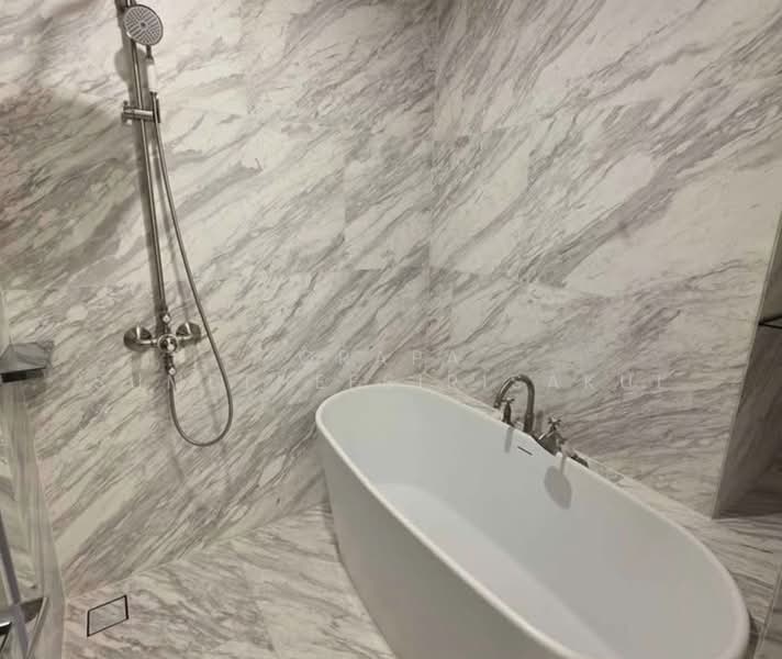 The Residences 38, Bangkok, Soi Sukhumvit 38, Phra Kanong, Khlong Toei, Bangkok, 1 Bedroom, 65 sqm, Condo For Rent, by Orapa Sumetheesirisakul, 500153476 - DDproperty.com