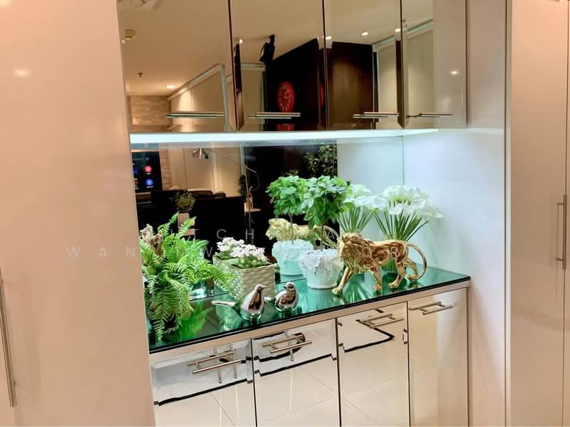Sukhumvit Living Town, Bangkok, 299 Sukhumvit 21 Road, Khlongtoei Nua, Watthana, Bangkok, 2 Bedrooms, 63 sqm, Condo For Rent, by Nitchakarn  Wanitwichakornkit , 500153511 - DDproperty.com