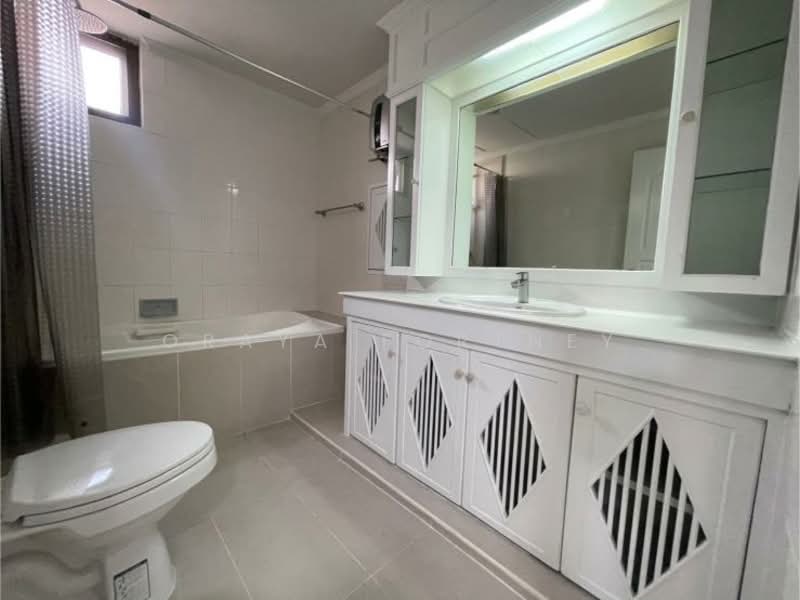 Charan Tower Residences by Aspira, Bangkok, 19 Soi Sukhumvit 43, Khlong Tan Nua, Watthana, Bangkok, 4 Bedrooms, 320 sqm, Apartment For Rent, by Oraya Fortney, 500153513 - DDproperty.com