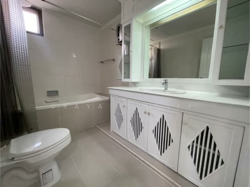 Charan Tower Residences by Aspira, Bangkok, 19 Soi Sukhumvit 43, Khlong Tan Nua, Watthana, Bangkok, 4 Bedrooms, 320 sqm, Apartment For Rent, by Oraya Fortney, 500153513 - DDproperty.com