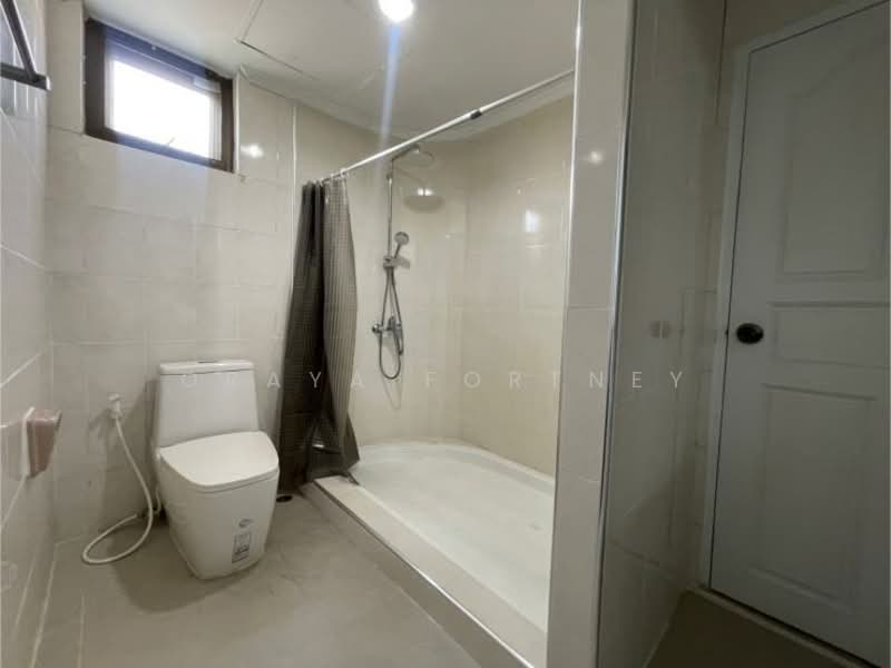 Charan Tower Residences by Aspira, Bangkok, 19 Soi Sukhumvit 43, Khlong Tan Nua, Watthana, Bangkok, 4 Bedrooms, 320 sqm, Apartment For Rent, by Oraya Fortney, 500153513 - DDproperty.com