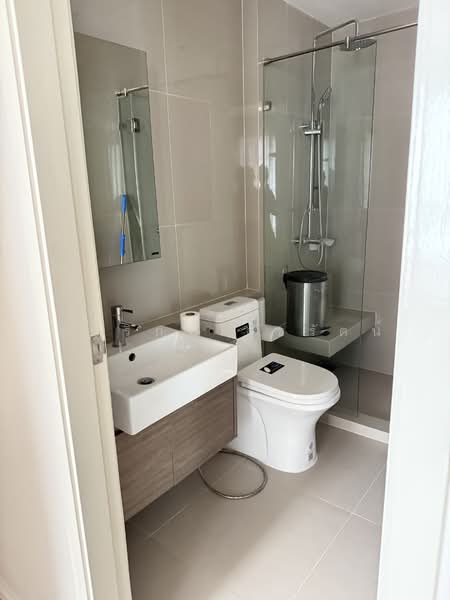 Quinn Ratchada 17, Bangkok, 454 456 Soi Inthara Mari 45, Din Daeng, Din Daeng, Bangkok, 2 Bedrooms, 66 sqm, Condo For Sale, by ณัฐริกา สุขรัตน์, 500153529 - DDproperty.com