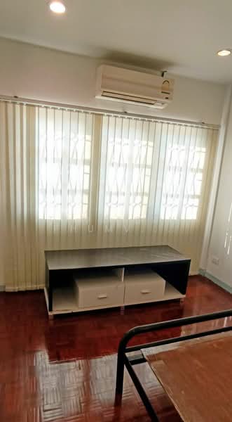 บ้าน 4-ห้องนอน, กรุงเทพ, คลองจั่น, บางกะปิ, กรุงเทพ, 160 ตร.ม., บ้านเดี่ยว ให้เช่า, โดย Tanaporn Phumvilairak, 500153536 - DDproperty.com