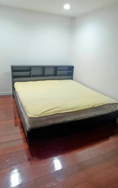 4-BR House, Bangkok, Khlong Chan, Bang Kapi, Bangkok, 4 Bedrooms, 160 sqm, Single Detached House For Rent, by Tanaporn Phumvilairak, 500153536 - DDproperty.com