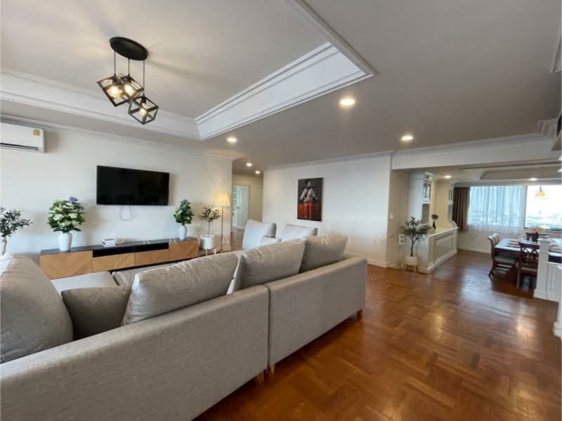 Charan Tower Residences by Aspira, Bangkok, 19 Soi Sukhumvit 43, Khlong Tan Nua, Watthana, Bangkok, 4 Bedrooms, 320 sqm, Apartment For Rent, by Oraya Fortney, 500153537 - DDproperty.com