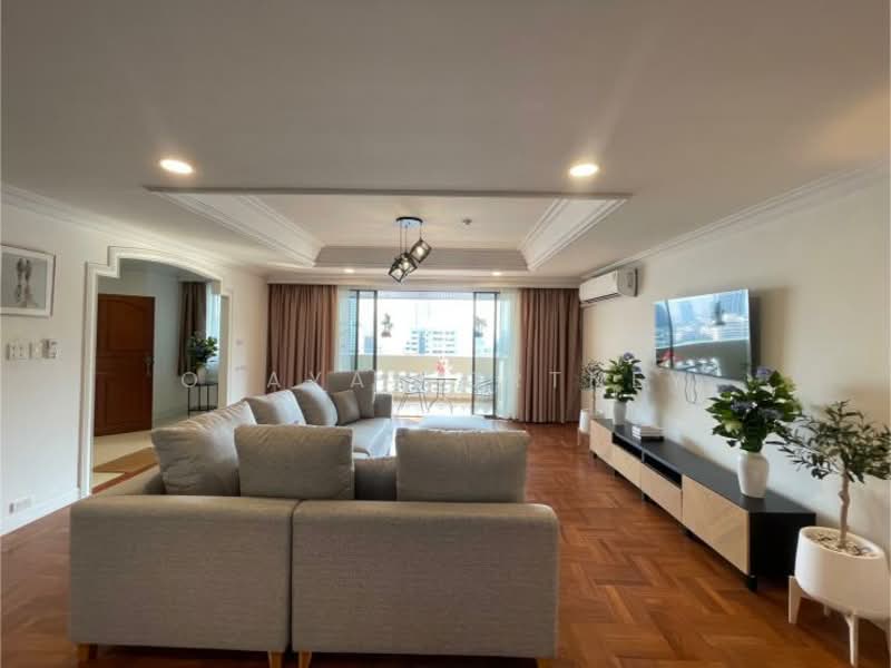 Charan Tower Residences by Aspira, Bangkok, 19 Soi Sukhumvit 43, Khlong Tan Nua, Watthana, Bangkok, 4 Bedrooms, 320 sqm, Apartment For Rent, by Oraya Fortney, 500153537 - DDproperty.com