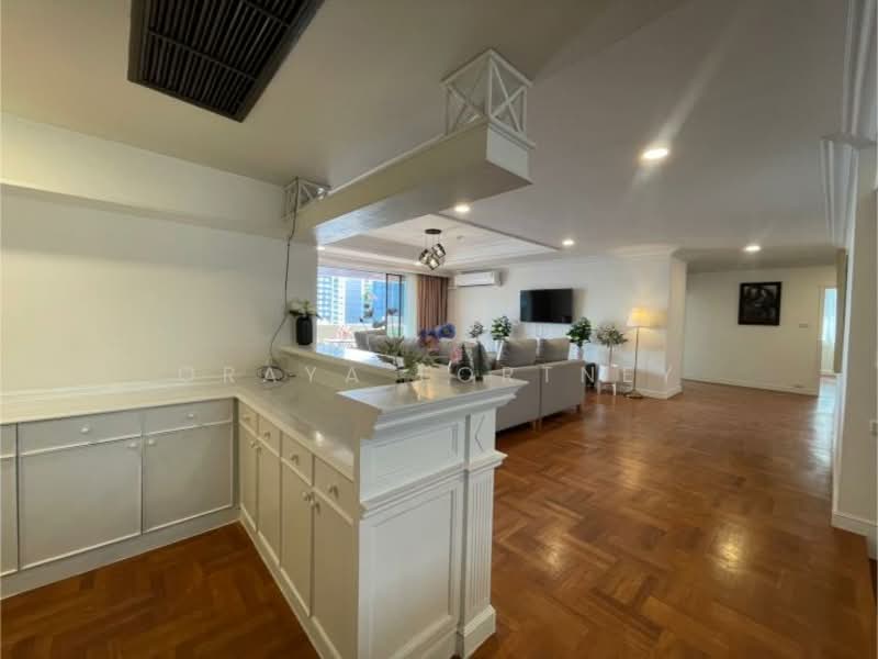 Charan Tower Residences by Aspira, Bangkok, 19 Soi Sukhumvit 43, Khlong Tan Nua, Watthana, Bangkok, 4 Bedrooms, 320 sqm, Apartment For Rent, by Oraya Fortney, 500153537 - DDproperty.com