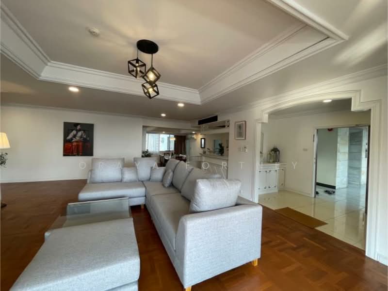 Charan Tower Residences by Aspira, Bangkok, 19 Soi Sukhumvit 43, Khlong Tan Nua, Watthana, Bangkok, 4 Bedrooms, 320 sqm, Apartment For Rent, by Oraya Fortney, 500153537 - DDproperty.com