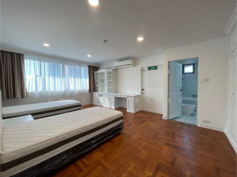 Charan Tower Residences by Aspira, Bangkok, 19 Soi Sukhumvit 43, Khlong Tan Nua, Watthana, Bangkok, 4 Bedrooms, 320 sqm, Apartment For Rent, by Oraya Fortney, 500153537 - DDproperty.com