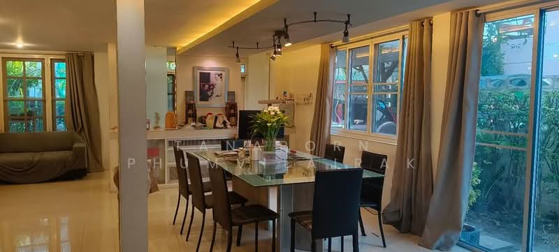 5-BR Townhouse, Bangkok, Nawamin, Bueng Kum, Bangkok, 5 Bedrooms, 200 sqm, Townhouse For Sale, by Tanaporn Phumvilairak, 500153541 - DDproperty.com