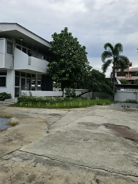 บ้าน 4-ห้องนอน, กรุงเทพ, ลาดพร้าว, ลาดพร้าว, กรุงเทพ, 800 ตร.ม., บ้านเดี่ยว ให้เช่า, โดย Tanaporn Phumvilairak, 500153576 - DDproperty.com