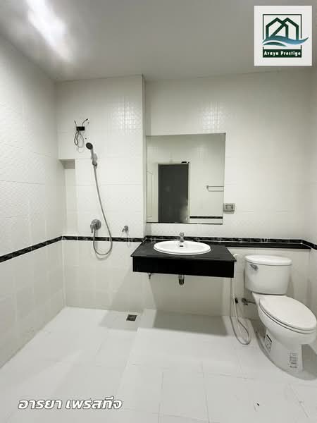 Number One Townhome, Bangkok, Prawet, Prawet, Bangkok, 4 Bedrooms, 195 sqm, Townhouse For Sale, by วิสุทธินี เฉลิมสินสุวรรณ, 500153596 - DDproperty.com