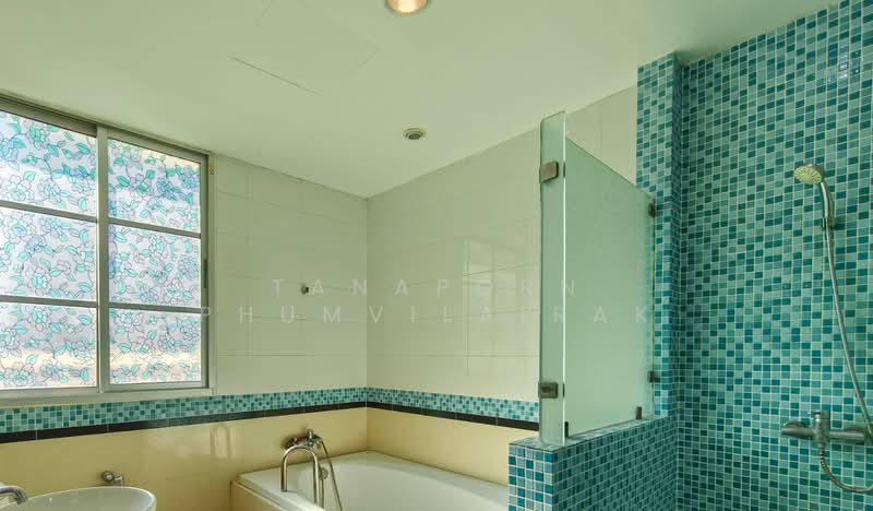 Citi Smart Sukhumvit 18, Bangkok, 366 Soi Sukhumvit 18, Sukhumvit Road, Khlong Toei, Khlong Toei, Bangkok, 3 Bedrooms, 173 sqm, Condo For Rent, by Tanaporn Phumvilairak, 500153600 - DDproperty.com