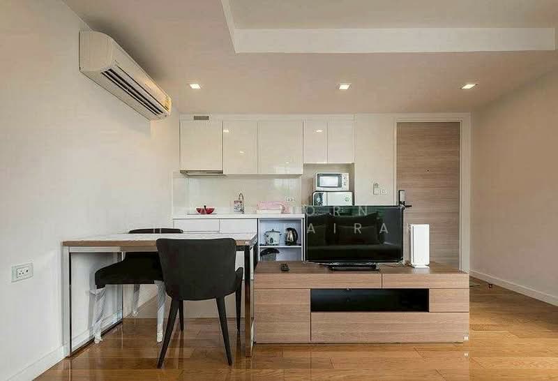 Condolette Light Convent, Bangkok, Soi Pipat 2 Silom Road, Silom, Bang Rak, Bangkok, 1 Bedroom, 47 sqm, Condo For Rent, by Tanaporn Phumvilairak, 500153605 - DDproperty.com