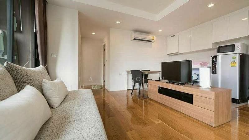 Condolette Light Convent, Bangkok, Soi Pipat 2 Silom Road, Silom, Bang Rak, Bangkok, 1 Bedroom, 47 sqm, Condo For Rent, by Tanaporn Phumvilairak, 500153605 - DDproperty.com