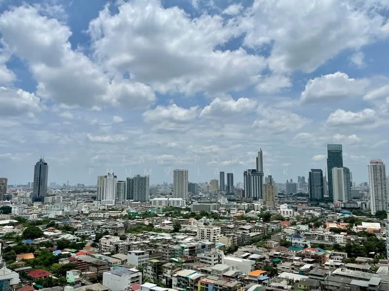 Watermark Chaophraya, Bangkok, Soi Charoennakorn 39-41, Charoennakorn Road, Bang Lam Phu Lang, Khlong San, Bangkok, 3 Bedrooms, 146 sqm, Condo For Rent, by Tanaporn Phumvilairak, 500153614 - DDproperty.com