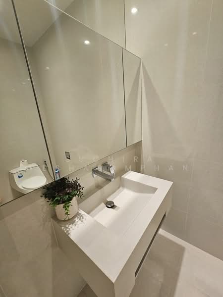 Vittorio 39, Bangkok, 8 Sukhumvit, Khlong Tan Nua, Watthana, Bangkok, 2 Bedrooms, 137 sqm, Condo For Rent, by Suchira Teshasamphan, 500153676 - DDproperty.com