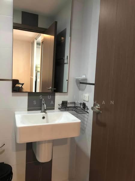 The Base Sukhumvit 77, Bangkok, 289 Sukhumvit 77 Road, Phra Kanong Nua, Watthana, Bangkok, 1 Bedroom, 30 sqm, Condo For Sale, by Suchira Teshasamphan, 500153696 - DDproperty.com