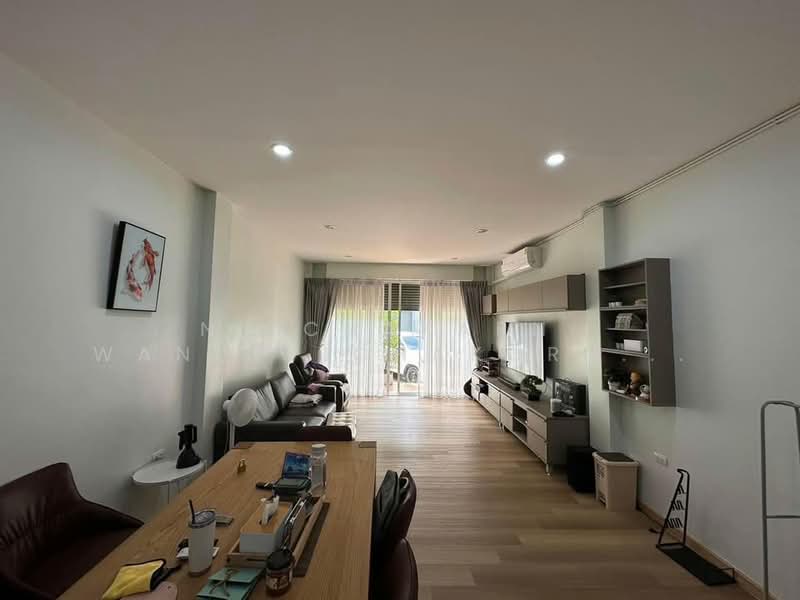 4-BR Townhouse, Bangkok, Samae Dam, Bang Khun Thian, Bangkok, 4 Bedrooms, 325 sqm, Townhouse For Sale, by Nitchakarn Wanitwichakornkit , 500153723 - DDproperty.com