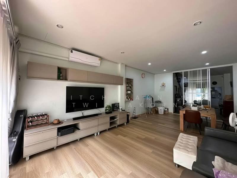 4-BR Townhouse, Bangkok, Samae Dam, Bang Khun Thian, Bangkok, 4 Bedrooms, 325 sqm, Townhouse For Sale, by Nitchakarn Wanitwichakornkit , 500153723 - DDproperty.com