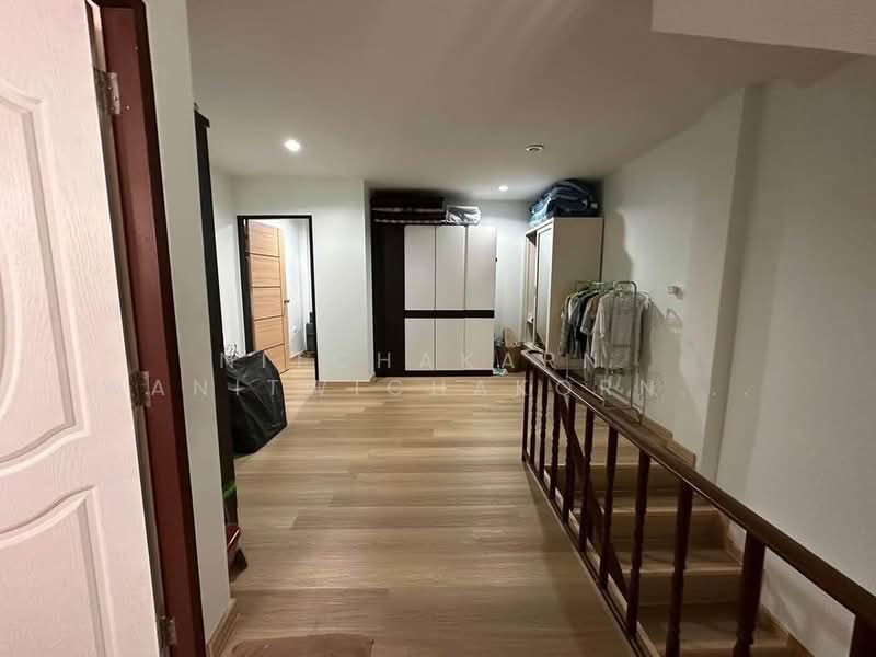4-BR Townhouse, Bangkok, Samae Dam, Bang Khun Thian, Bangkok, 4 Bedrooms, 325 sqm, Townhouse For Sale, by Nitchakarn Wanitwichakornkit , 500153723 - DDproperty.com