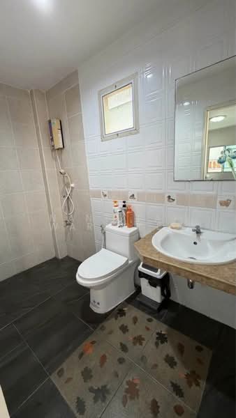 For Sale - พร้อมพัฒน์2, Bangkok