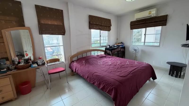 For Sale - พร้อมพัฒน์2, Bangkok