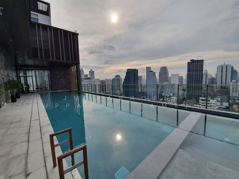 Noble Around Sukhumvit 33, Bangkok, 17 Soi Sukhumvit 33, Khlong Tan Nua, Watthana, Bangkok, 1 Bedroom, 30 sqm, Condo For Rent, by Juthabhorn Uppachit (Amy), 500153768 - DDproperty.com