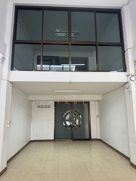 ตึกแถว วัชรพล, กรุงเทพ, วัชรพล, คลองถนน, สายไหม, กรุงเทพ, 250 ตร.ม., ตึกแถว-อาคารพาณิชย์ ขาย, โดย Line: mooprasit, 500153781 - DDproperty.com