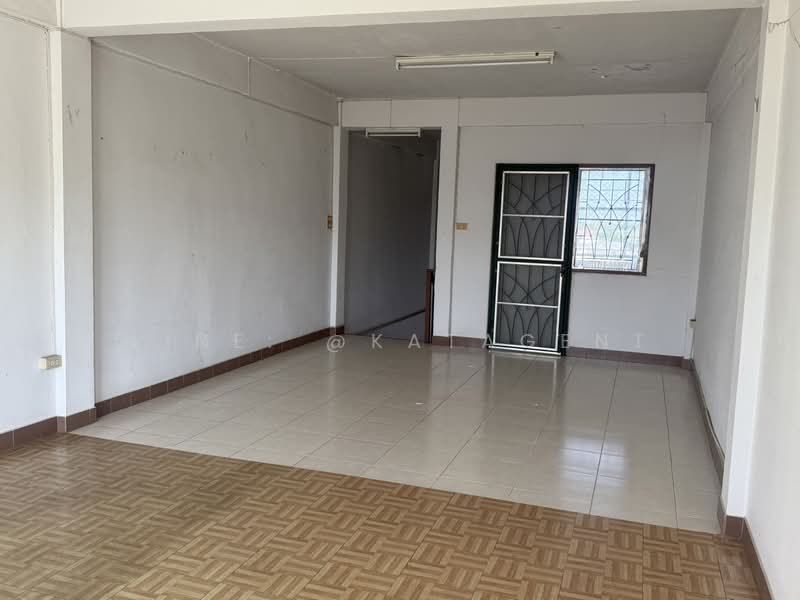 ตึกแถว วัชรพล, กรุงเทพ, วัชรพล, คลองถนน, สายไหม, กรุงเทพ, 250 ตร.ม., ตึกแถว-อาคารพาณิชย์ ขาย, โดย Line: mooprasit, 500153781 - DDproperty.com