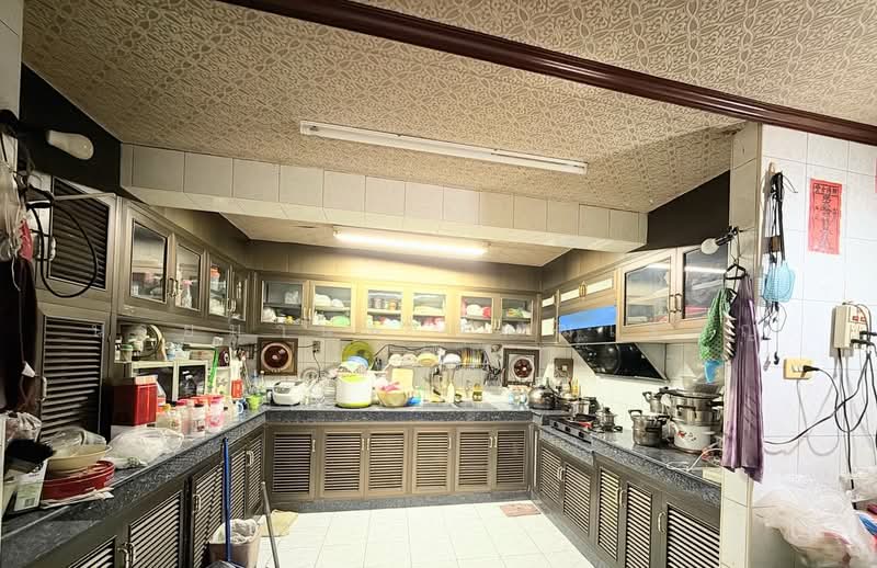 For Sale - ด่วนต่ำกว่าตลาด ขายอาคารพาณิชย์ 3.5 ชั้น + ดาดฟ้า ซอยเจริญนคร 30/2, Bangkok