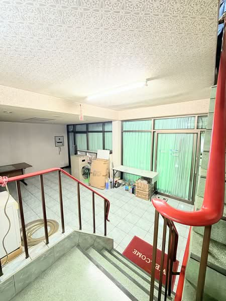 For Sale - ด่วนต่ำกว่าตลาด ขายอาคารพาณิชย์ 3.5 ชั้น + ดาดฟ้า ซอยเจริญนคร 30/2, Bangkok
