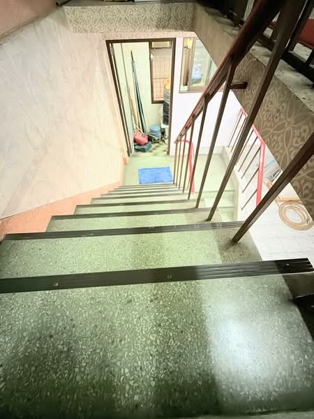 ด่วนต่ำกว่าตลาด ขายอาคารพาณิชย์ 3.5 ชั้น + ดาดฟ้า ซอยเจริญนคร 30/2, กรุงเทพ, เจริญนคร, บางลำภูล่าง, คลองสาน, กรุงเทพ, 394 ตร.ม., ตึกแถว-อาคารพาณิชย์ ขาย, โดย นายมานพ วุฒฒเจริญ, 500153815 - DDproperty.com