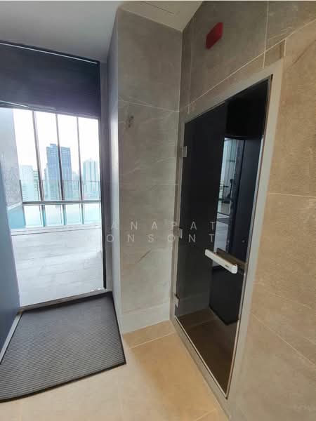 Noble Around Sukhumvit 33, Bangkok, 17 Soi Sukhumvit 33, Khlong Tan Nua, Watthana, Bangkok, 1 Bedroom, 28 sqm, Condo For Rent, by Tanapat Sakonsontised, 500153816 - DDproperty.com